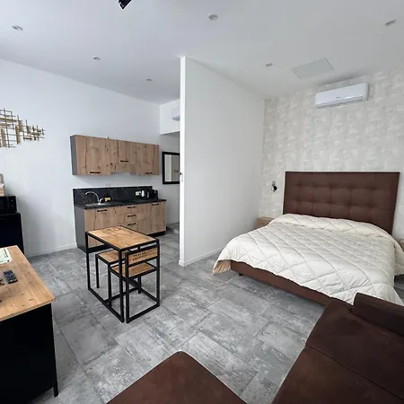 Living Como-rooms&parking * Комо