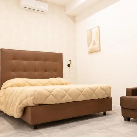 Guest house Living Como-rooms&parking