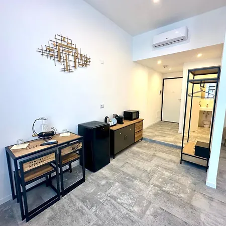 Guest house Living Como-rooms&parking
