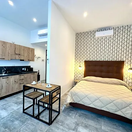 Guest house Living Como-rooms&parking *