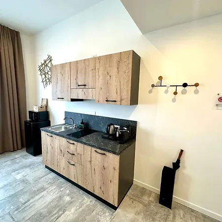 Guest house Living Como-rooms&parking *