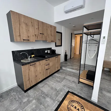Guest house Living Como-rooms&parking