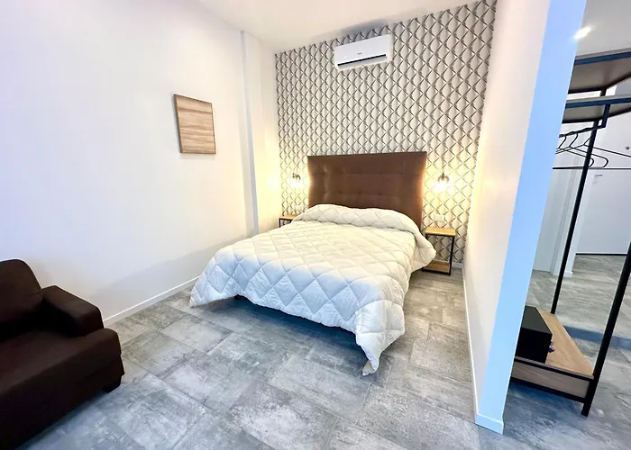 בית הארחה Living Como-rooms&parking 4*